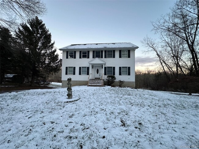 Building Photo - 62 New Rd