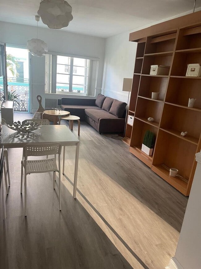 Building Photo - 6498 Collins Ave