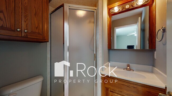 Building Photo - Need space? Take a look at this 4 Bedroom/4.5 Bathroom Home in SW Edmond! *HALF OFF 1st Month's R...