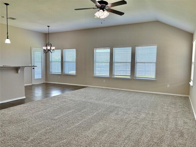 Building Photo - 709 SW 149th Pl