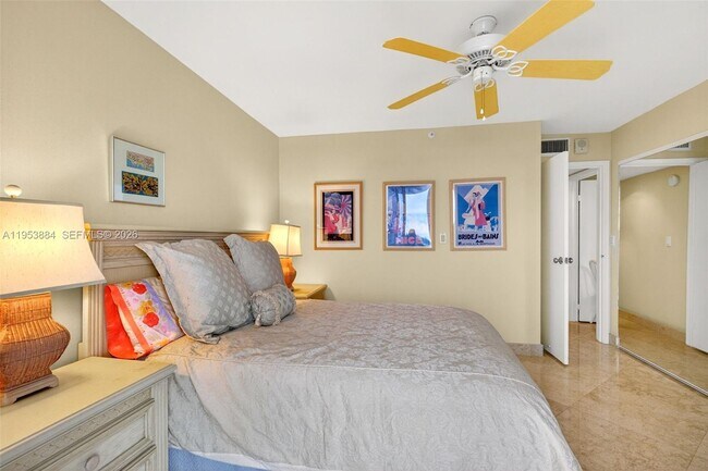 Building Photo - 2401 Collins Ave