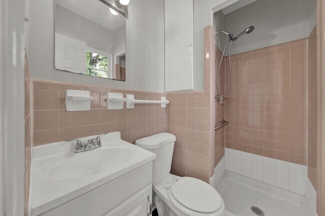 Building Photo - Lovely 3 Bed 2 Bath Home in Monroe!