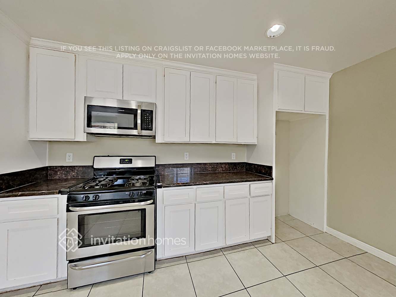 Building Photo - 1241 E Herring Ave