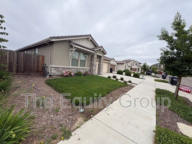 Building Photo - 1336 W Porter Ave