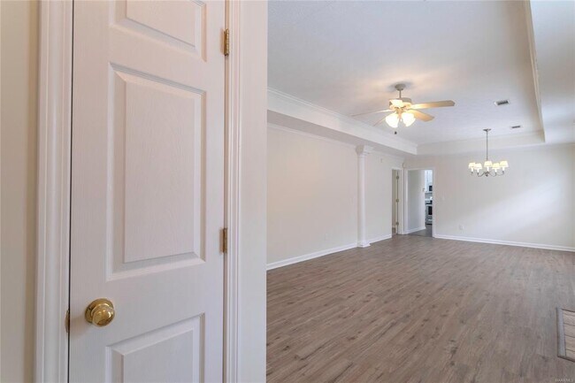 Building Photo - 1161 Stafford Dr