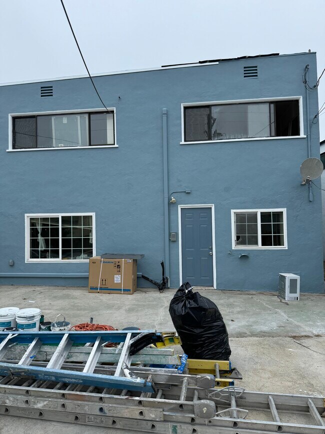 Building Photo - 23 Maywood Ave