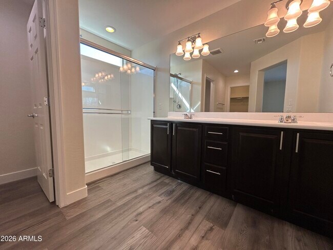 Building Photo - 17778 W Hadley St