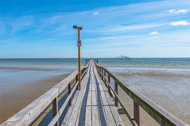 Building Photo - 538 Villa Dr