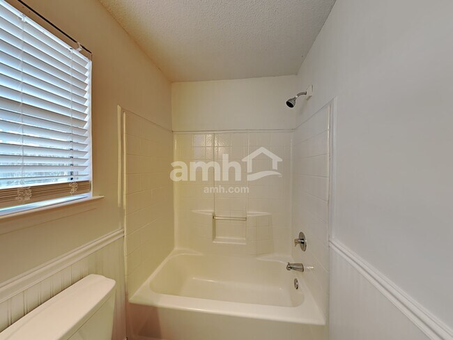 Building Photo - 5081 Poplar Glen Dr