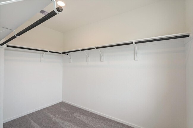 Building Photo - 17914 Becker Lndg Dr