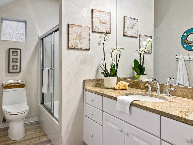 Building Photo - 4485 Clipper Cove