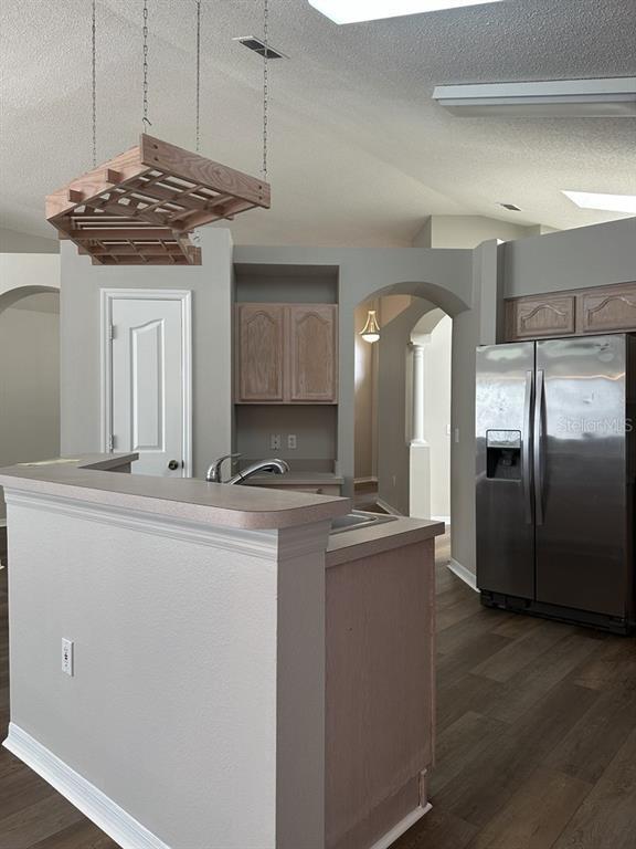 Building Photo - 8928 Southbay Dr