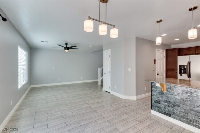 Building Photo - 5660 N Balsam St