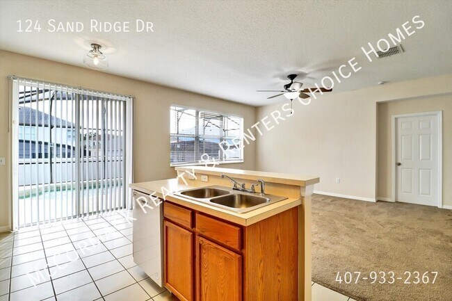 Building Photo - 124 Sand Ridge Dr