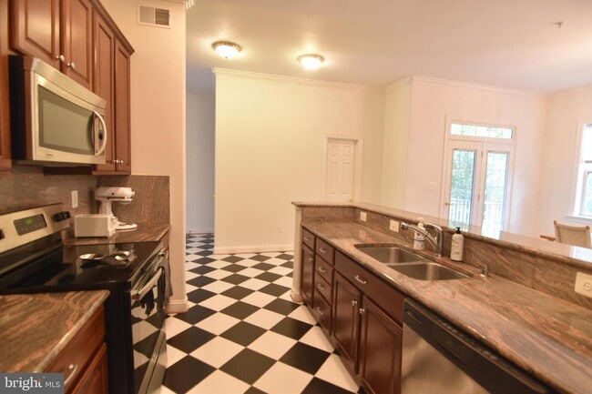 Building Photo - 22538 Landing Way