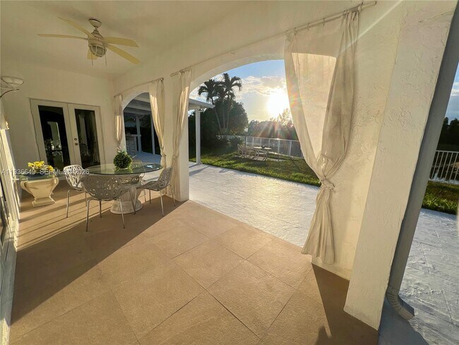 Building Photo - 3884 SW 150th Ct