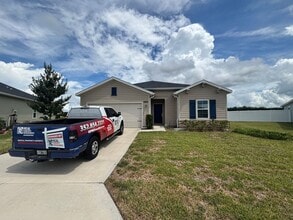 Building Photo - BONUS - Pay only half month's rent for 1st...