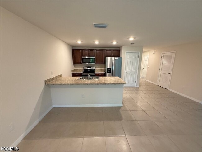 Building Photo - 4409 Garden Blvd