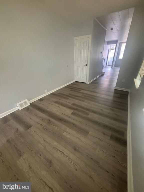 Building Photo - 3172 Chatham St