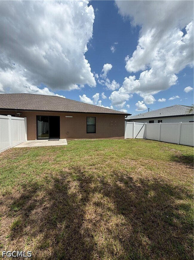Building Photo - 1622 SW 33rd St