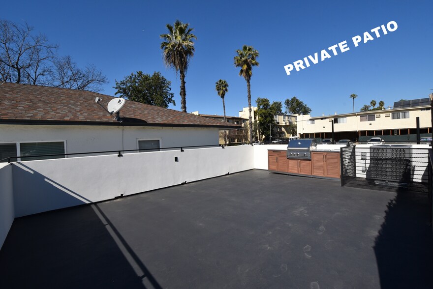 Building Photo - 5220-26 Radford Avenue