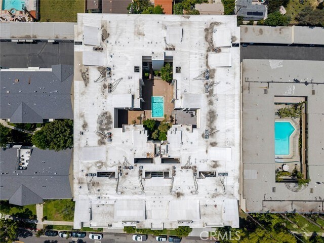 Building Photo - 1305 N Columbus Ave