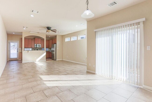 Building Photo - 1202 Morrow St