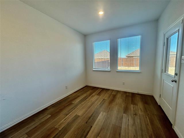 Building Photo - 2113 Donker Dr