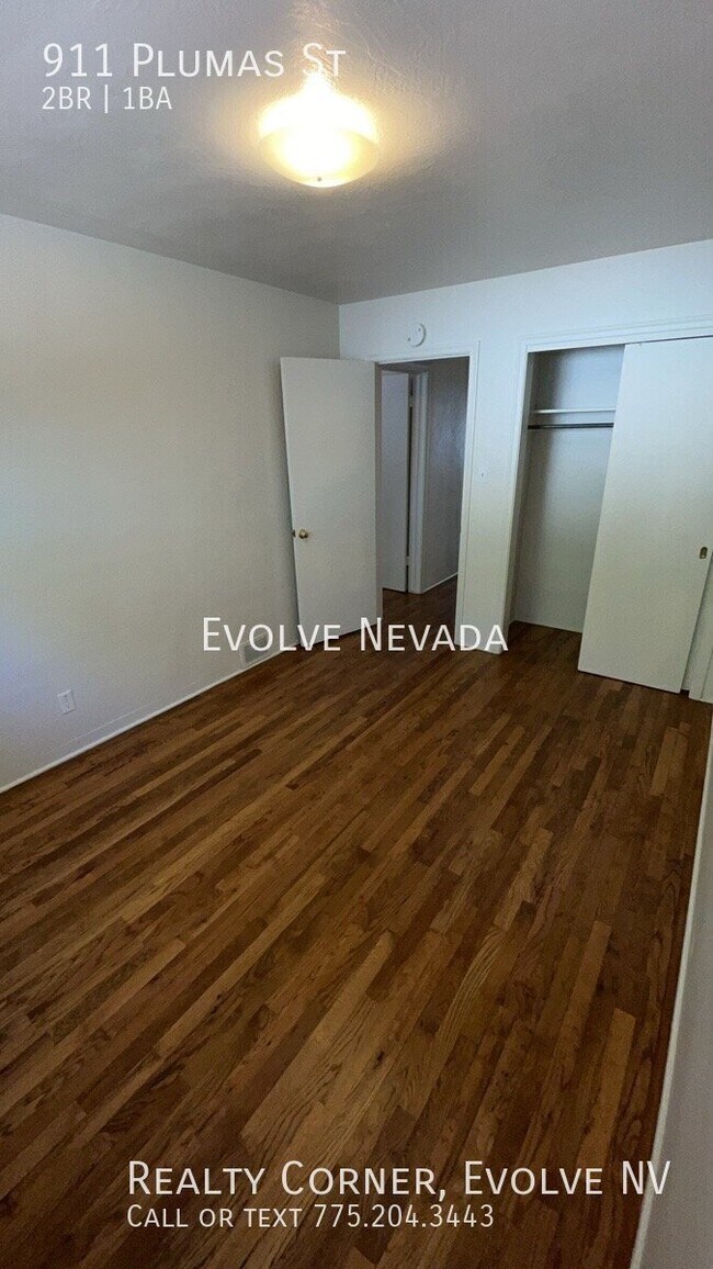 Building Photo - 911 Plumas St