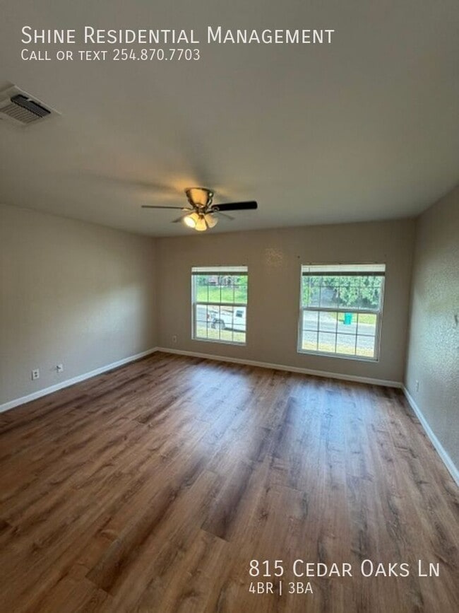 Building Photo - 815 Cedar Oaks Ln