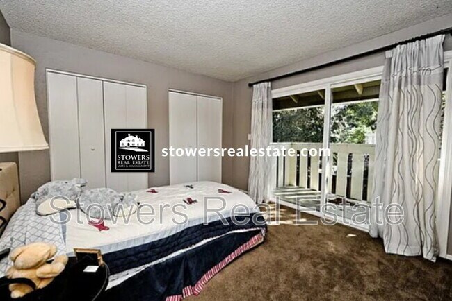 Building Photo - 112 Summerwood Pl