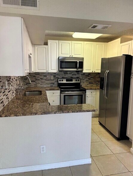 Primary Photo - 8254 Severn Dr