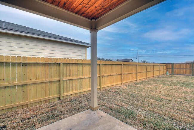Building Photo - 7530 Sable Creek Dr