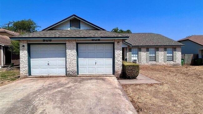 Building Photo - 506 Willowbend Cove