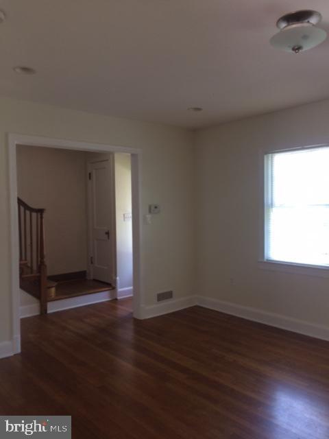Building Photo - 1208 Tewkesbury Pl NW