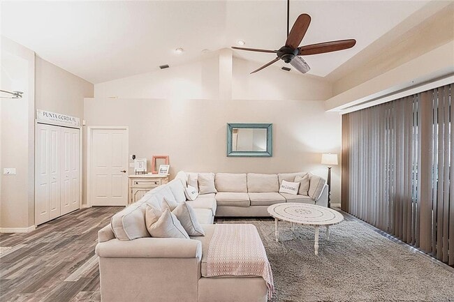 Building Photo - 1503 Suzi St