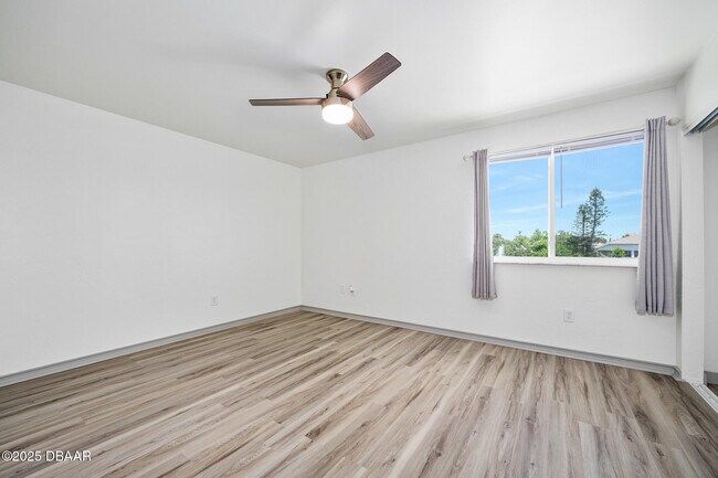 Building Photo - 56 Chippingwood Ln