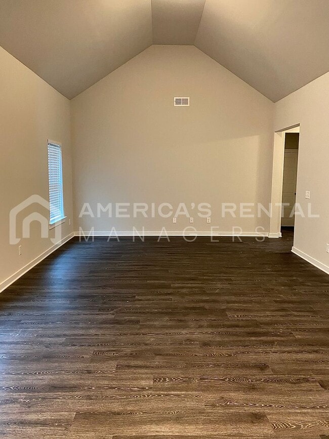 Building Photo - Home for Rent in Jasper, AL... Available to View Now!!!