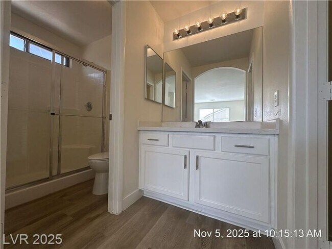 Building Photo - CHARMING SINGLE-STORY HOME IN A QUIET CUL-...