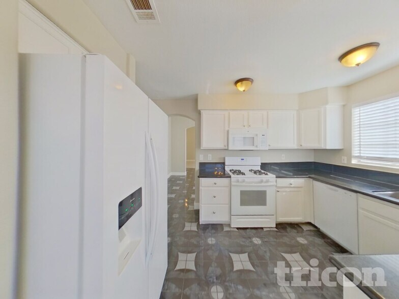 Building Photo - 4702 Roby Grey Way