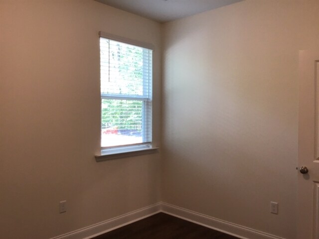 Building Photo - 222 Swan Dr