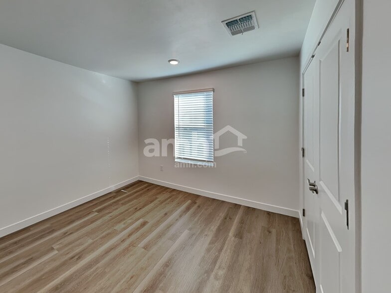 Building Photo - 6486 E Paseo Alga