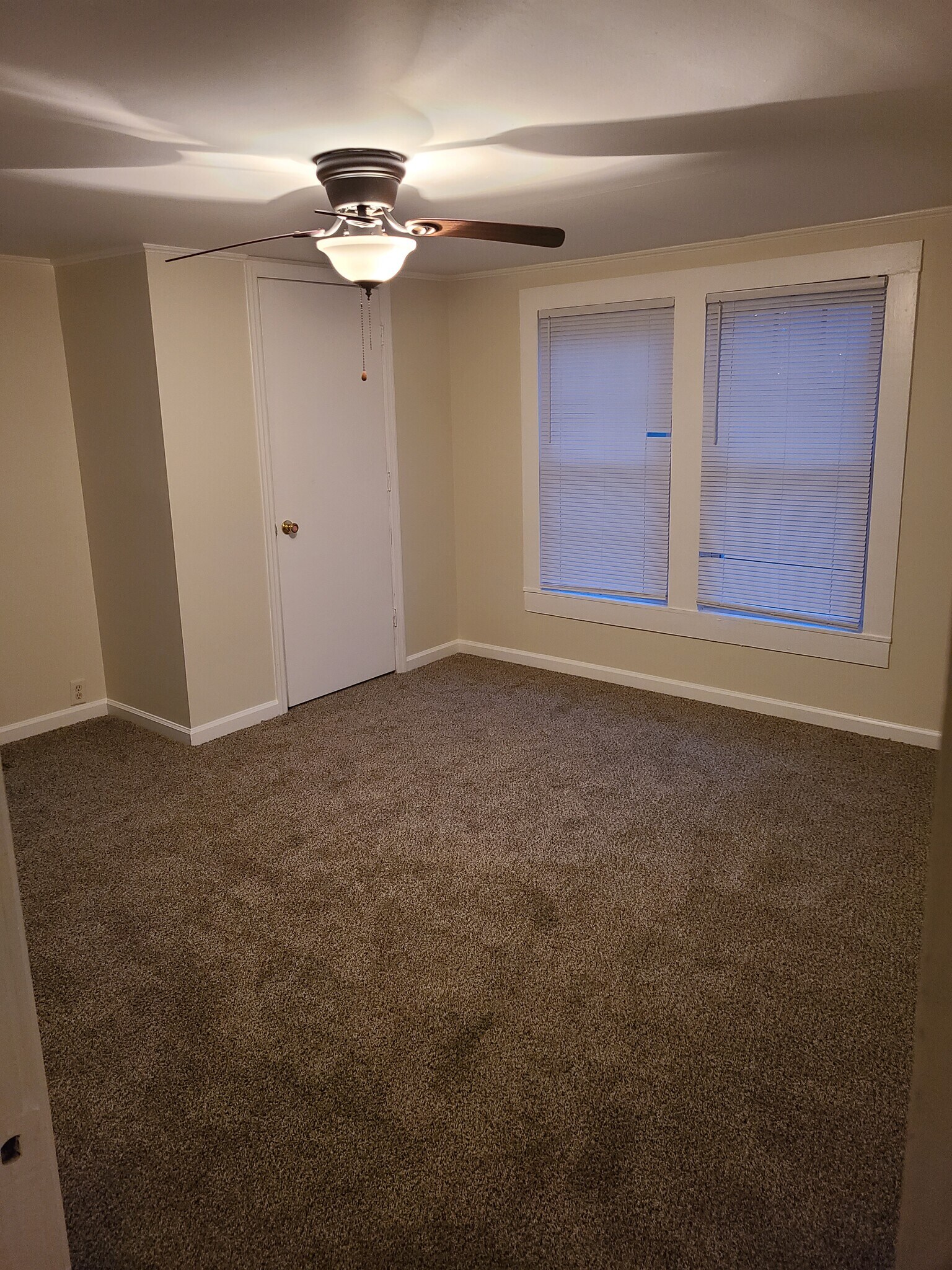 Building Photo - 614 Florida Ave