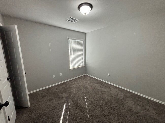 Building Photo - Home for rent