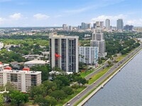 Building Photo - 2413 Bayshore Blvd