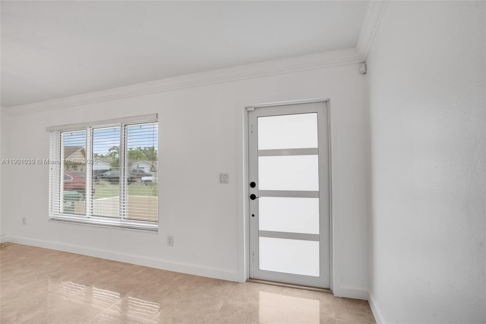 Building Photo - 10440 SW 126th Ave