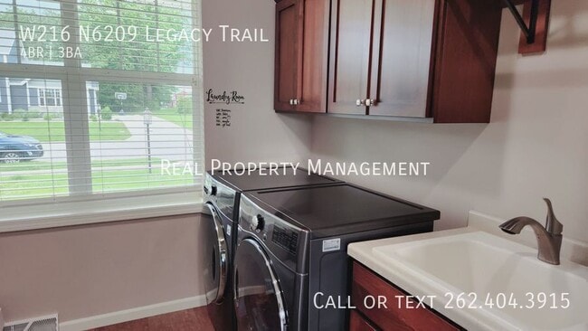 Building Photo - W216 N6209 Legacy Trail-