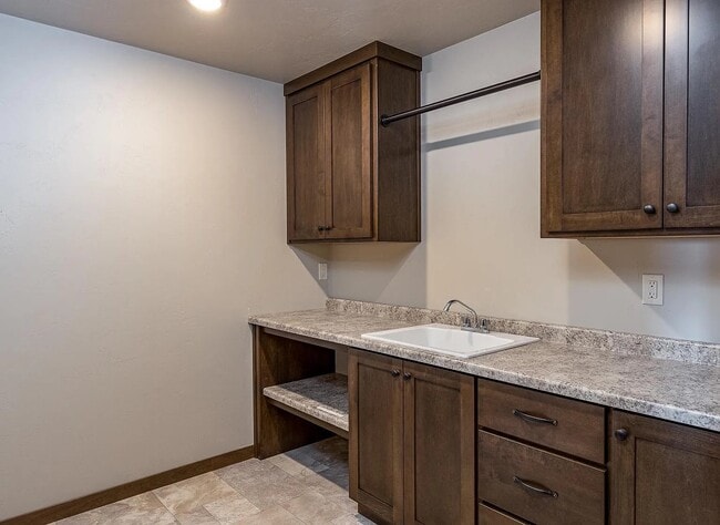 Building Photo - 1139 Craftsmen Ct