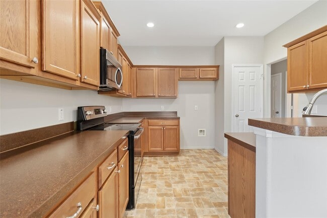 Building Photo - 1639 Wildflower Dr