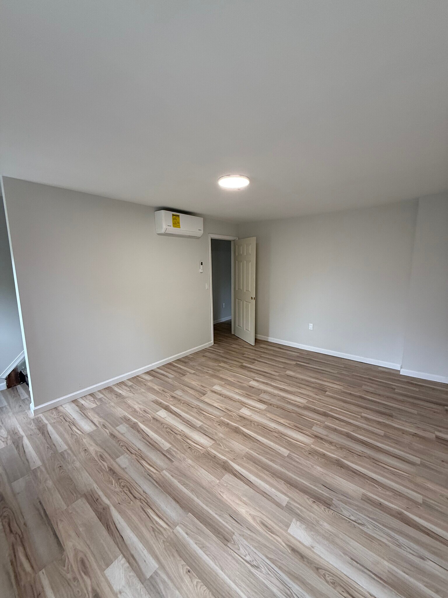 Building Photo - 168 Lenox Ave